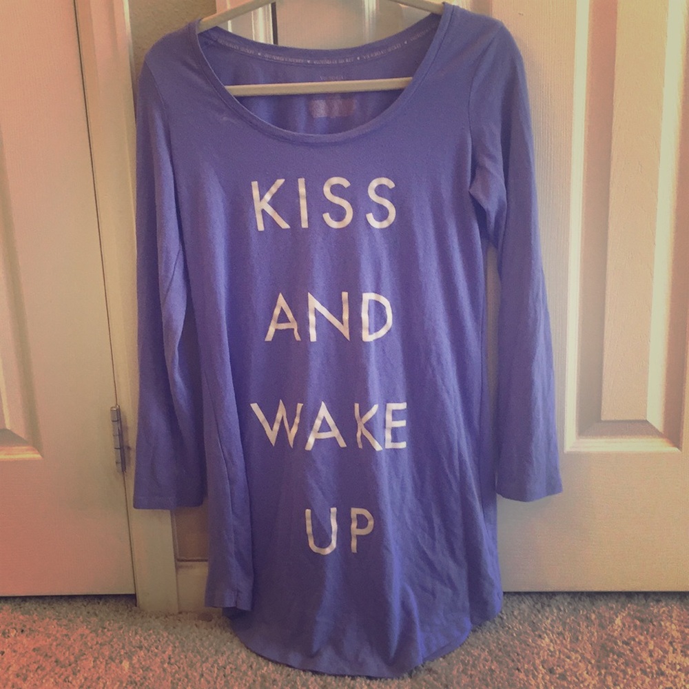 Victoria’s Secret sleep T “Kiss and wake up”